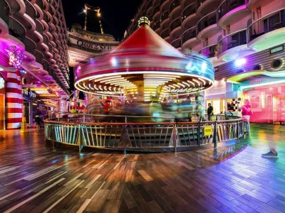 Oasis of the Seas - Entertainment