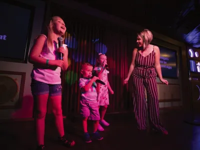 Oasis of the Seas - Entertainment