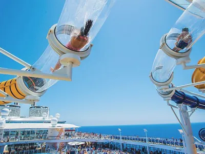 Adventure of the Seas - Entertainment