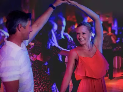 Adventure of the Seas - Entertainment