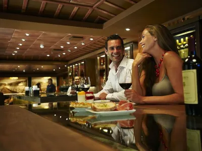 Allure of the Seas - Entertainment