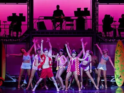 Enchantment of the Seas - Entertainment