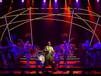 Serenade of the Seas - Entertainment