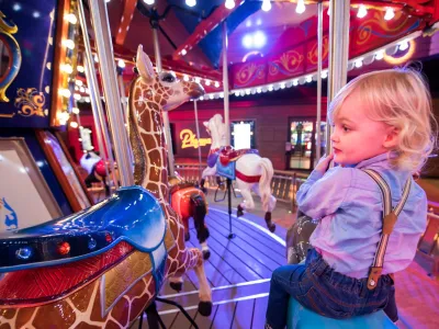 RCI_Star_of_the_Seas_-_Carousel