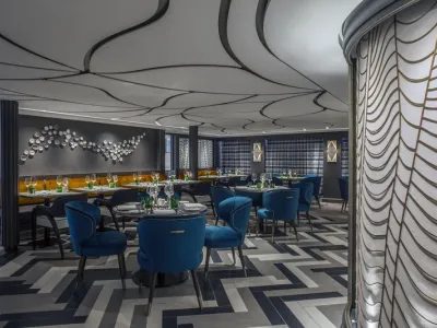 Riverside Ravel - Dining