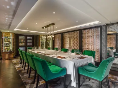 Riverside Mozart - Dining