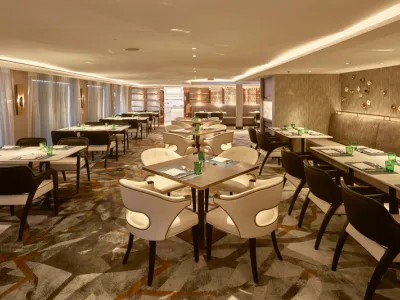 Riverside Mozart - Dining