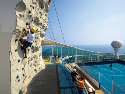 Explorer of the Seas - Entertainment