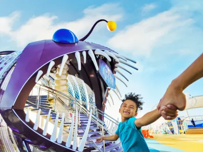 Allure of the Seas - Entertainment