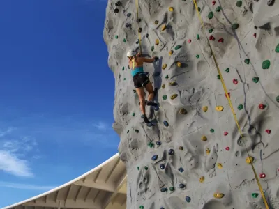 Adventure of the Seas - Entertainment