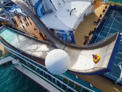 Liberty of the Seas - Entertainment