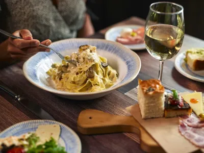 Symphony of the Seas - Dining