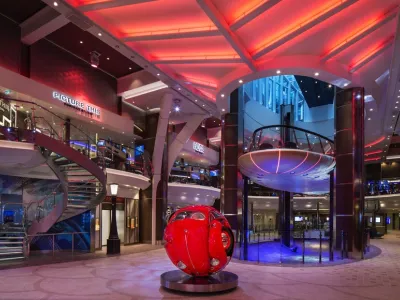 Symphony of the Seas - Entertainment