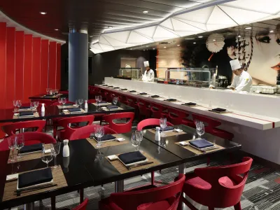 Royal_Caribbean_International_Quantum_of_the_Seas_Interior_Izumi_F