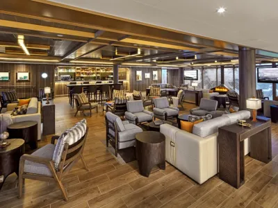 Seabourn Pursuit - Entertainment