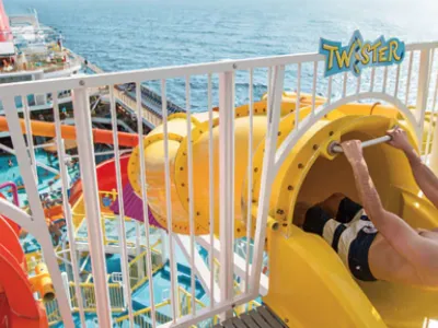 Carnival Radiance - Entertainment