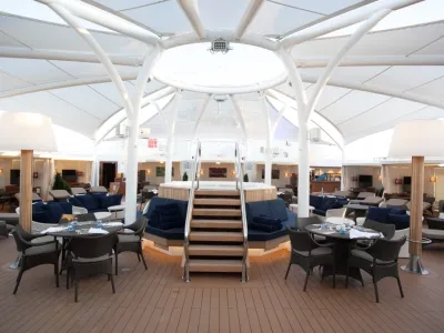 Seabourn Encore - Entertainment