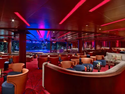 Seabourn Ovation - Entertainment