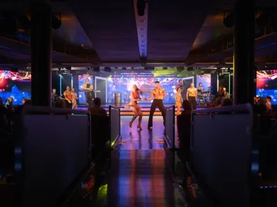 Seabourn Sojourn - Entertainment