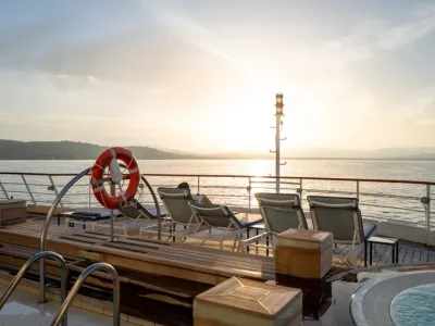 Seabourn Sojourn - Entertainment