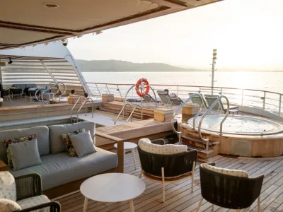 Seabourn Sojourn - Entertainment