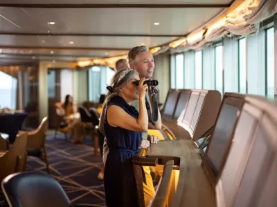Seabourn Venture - Entertainment