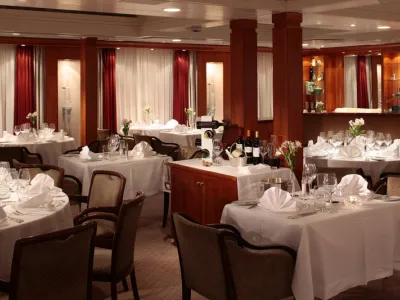 SeaDream I - Dining
