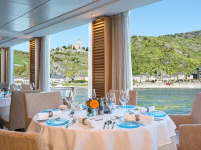 Viking Aegir - Dining