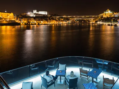 Viking Hemming - Dining