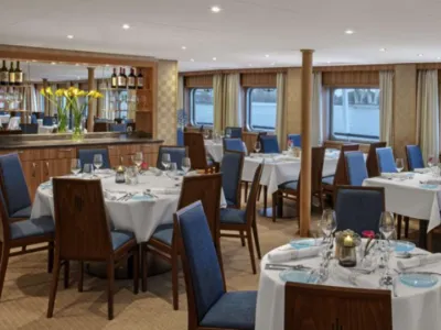Viking Sineus - Dining