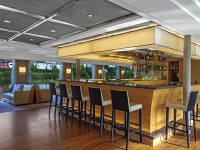 Viking Annar - Entertainment