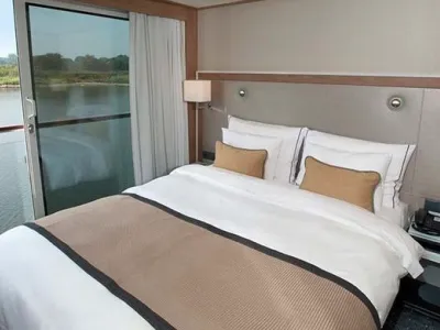 Viking_River_Cruises_Veranda_Stateroom