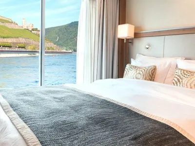 Viking_River_Cruises_Viking_Fjorgyn_Explorer_Suite