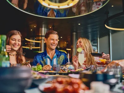 Brilliant Lady - Dining