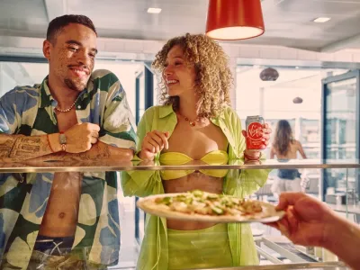 Brilliant Lady - Dining