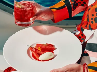 Scarlet Lady - Dining