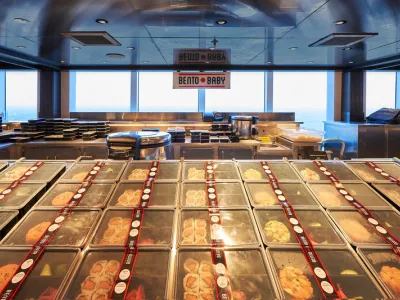 Scarlet Lady - Dining