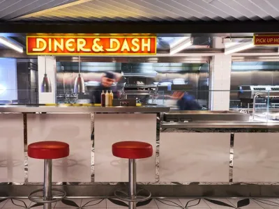 Scarlet Lady - Dining