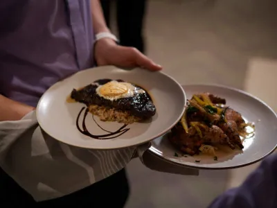 Scarlet Lady - Dining