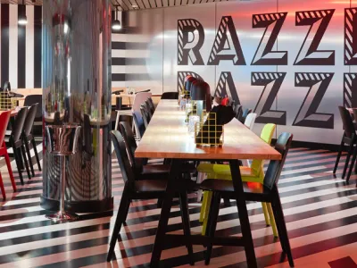 Scarlet Lady - Dining