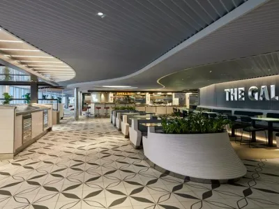 Scarlet Lady - Dining