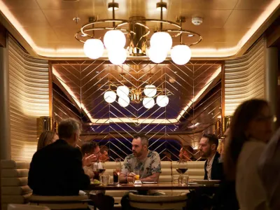 Scarlet Lady - Dining