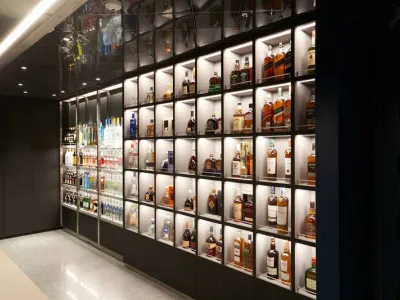 Valiant Lady - Entertainment