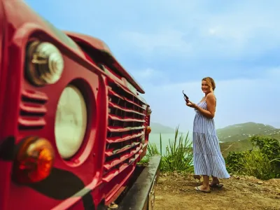 Scarlet Lady - Enrichment