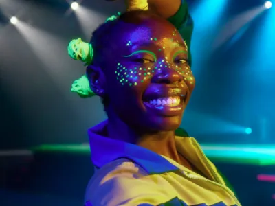 Valiant Lady - Entertainment