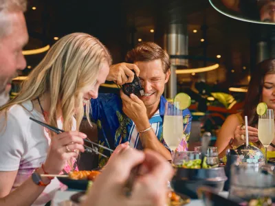 Scarlet Lady - Dining