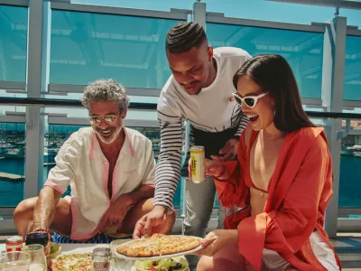 Scarlet Lady - Dining