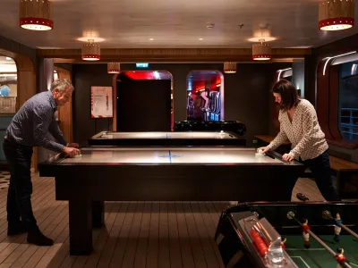 Virgin_Voyages_Entertainment_Social_Club_Lifestyle_7