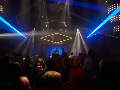 Virgin_Voyages_Entertainment_The_Manor_Night_Club_15