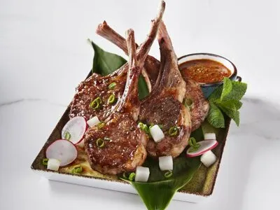 Norwegian Encore - Dining